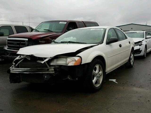 1B3EL36RX4N417933 - 2004 DODGE STRATUS SE WHITE photo 2