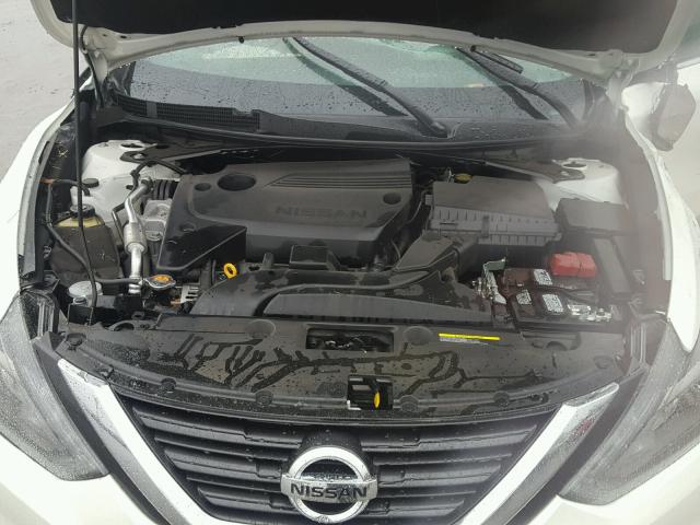 1N4AL3AP5HC117193 - 2017 NISSAN ALTIMA 2.5 WHITE photo 7