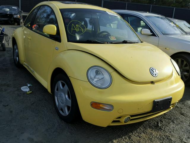 3VWCF21C4YM472899 - 2000 VOLKSWAGEN NEW BEETLE YELLOW photo 1