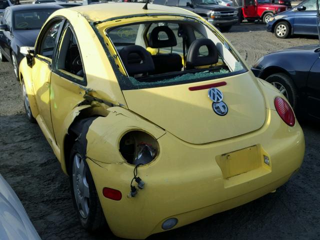 3VWCF21C4YM472899 - 2000 VOLKSWAGEN NEW BEETLE YELLOW photo 3