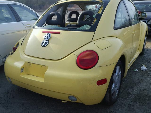 3VWCF21C4YM472899 - 2000 VOLKSWAGEN NEW BEETLE 黄色 照片 4