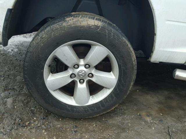 1C6RR7KT7FS647612 - 2015 RAM 1500 ST WHITE photo 9