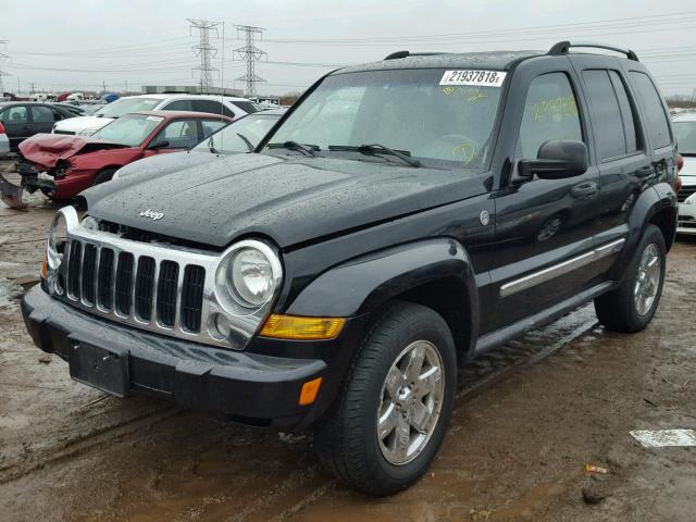 1J4GL58K35W631767 - 2005 JEEP LIBERTY LI BLACK photo 2