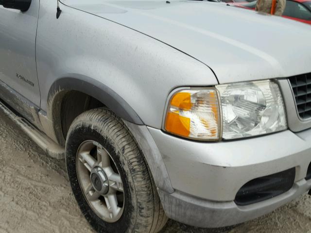 1FMZU73E72UC08332 - 2002 FORD EXPLORER X SILVER photo 9