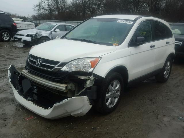 5J6RE4H48BL086418 - 2011 HONDA CR-V SE WHITE photo 2