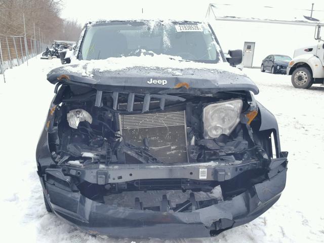 1J4PN2GK7AW159318 - 2010 JEEP LIBERTY SP BLACK photo 9