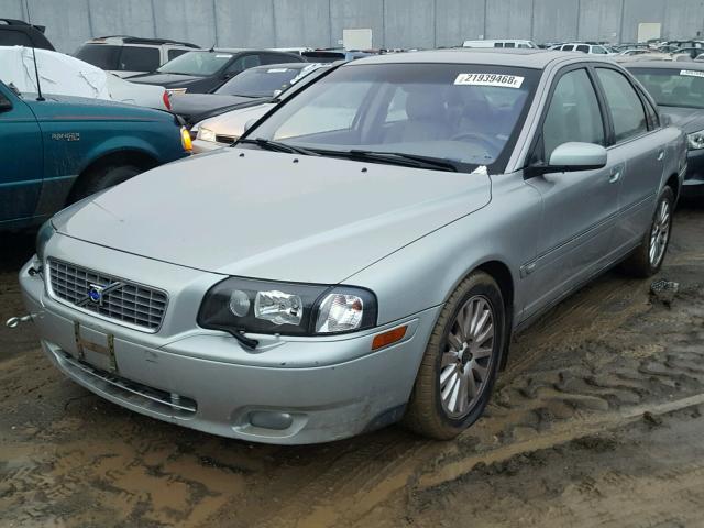 YV1TS91ZX41381195 - 2004 VOLVO S80 T6 SILVER photo 2