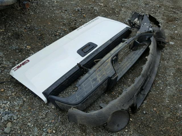 2GTEK19J981154076 - 2008 GMC SIERRA K15 WHITE photo 9