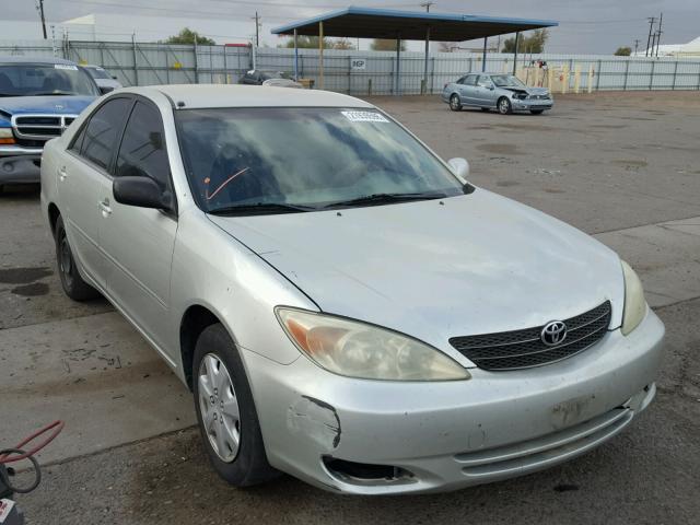 JTDBE32K530239896 - 2003 TOYOTA CAMRY LE SILVER photo 1