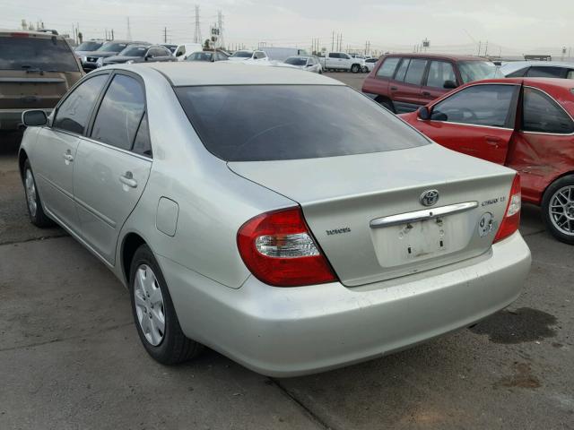 JTDBE32K530239896 - 2003 TOYOTA CAMRY LE SILVER photo 3