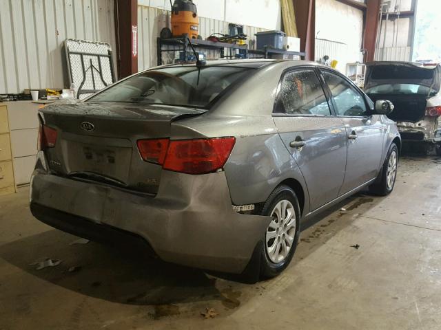 KNAFU4A2XA5836583 - 2010 KIA FORTE EX GRAY photo 4