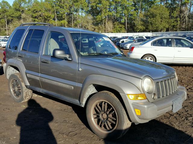 1J4GL48K07W533311 - 2007 JEEP LIBERTY SP GOLD photo 1