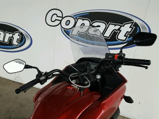 JH2RC6912EK000033 - 2014 HONDA CTX700 RED photo 5