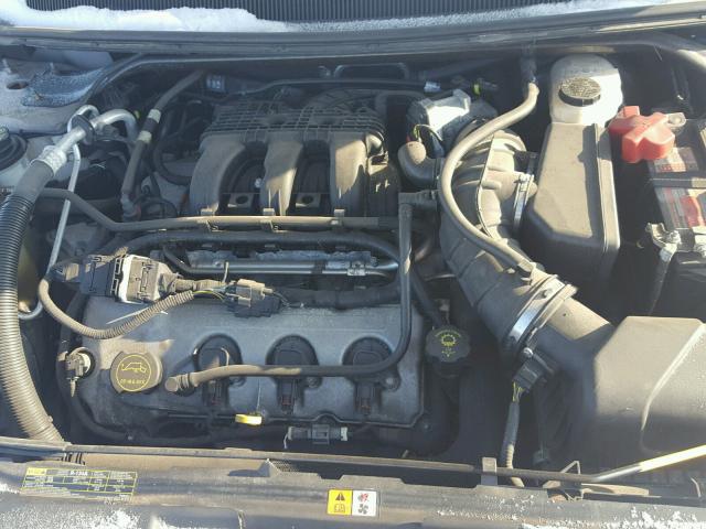 1FMDK03W58GA10095 - 2008 FORD TAURUS X L TAN photo 7