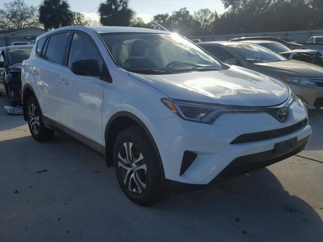 JTMBFREV1HJ174861 - 2017 TOYOTA RAV4 LE WHITE photo 1