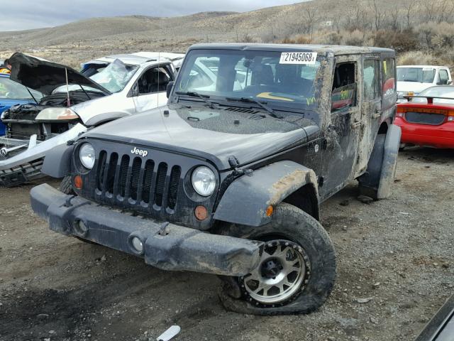 1C4BJWDG3CL274165 - 2012 JEEP WRANGLER U BLACK photo 2