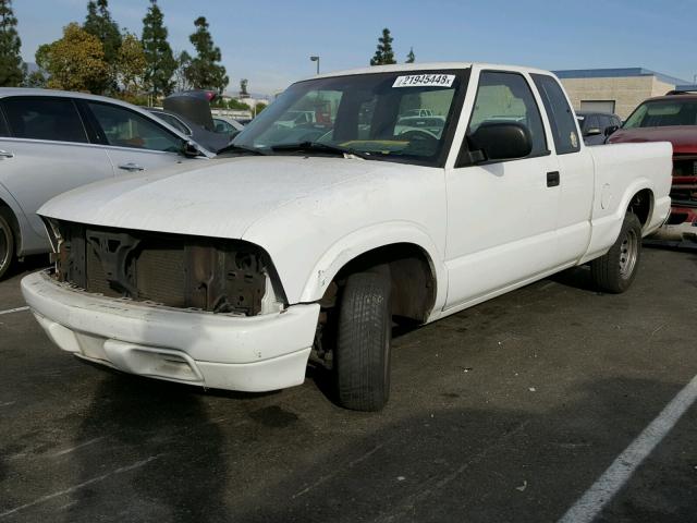 1GCCS19X038277945 - 2003 CHEVROLET S TRUCK S1 WHITE photo 2