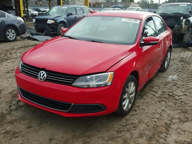 3VWD07AJXEM294963 - 2014 VOLKSWAGEN JETTA SE RED photo 2