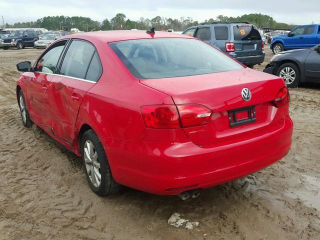 3VWD07AJXEM294963 - 2014 VOLKSWAGEN JETTA SE RED photo 3