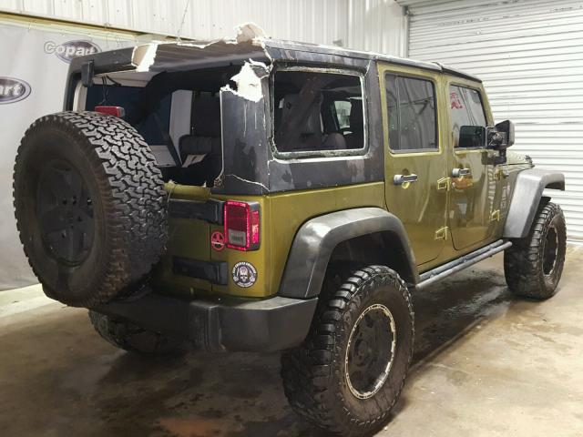 1J4GA39178L547800 - 2008 JEEP WRANGLER U GREEN photo 4