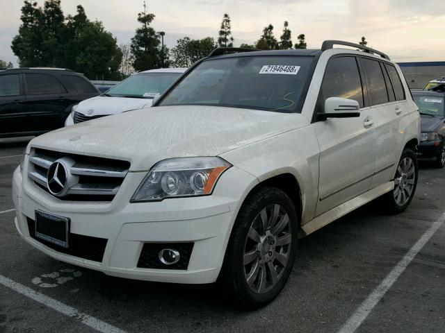 WDCGG8HB3AF476900 - 2010 MERCEDES-BENZ GLK 350 4M WHITE photo 2