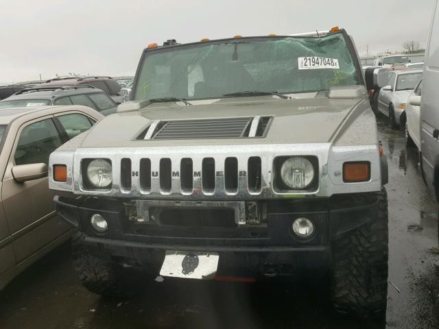 5GRGN23U33H126951 - 2003 HUMMER H2 BROWN photo 9