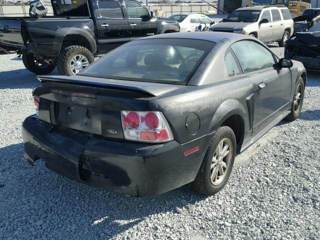 1FAFP4047YF110025 - 2000 FORD MUSTANG BLACK photo 4