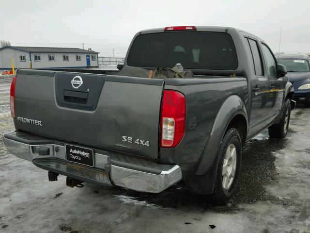 1N6AD07W15C465828 - 2005 NISSAN FRONTIER C GRAY photo 4