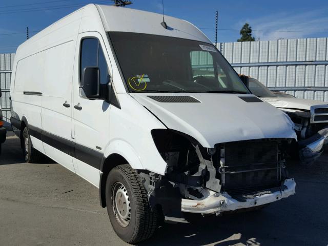 WD3PE8CC4A5430715 - 2010 MERCEDES-BENZ SPRINTER 2 WHITE photo 1