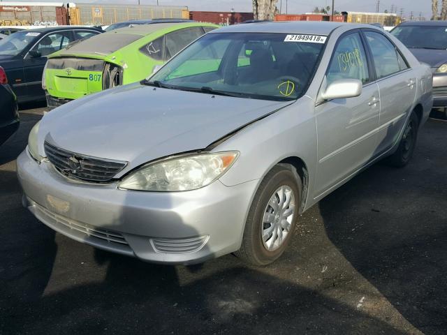 4T1BE32K86U117137 - 2006 TOYOTA CAMRY LE SILVER photo 2