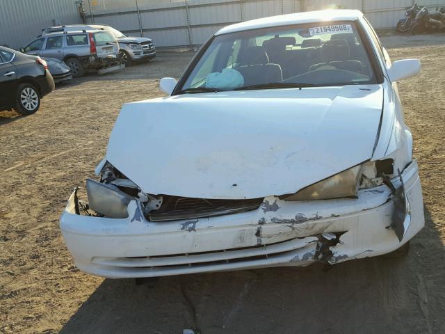 4T1BG22K81U771214 - 2001 TOYOTA CAMRY CE WHITE photo 9