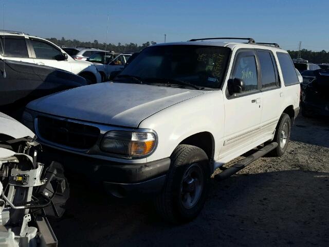 1FMZU32E9XZB62751 - 1999 FORD EXPLORER WHITE photo 2