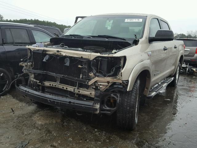 5TFEV54118X041179 - 2008 TOYOTA TUNDRA CRE GOLD photo 2