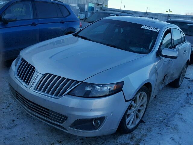 1LNHL9FT3CG806406 - 2012 LINCOLN MKS SILVER photo 2