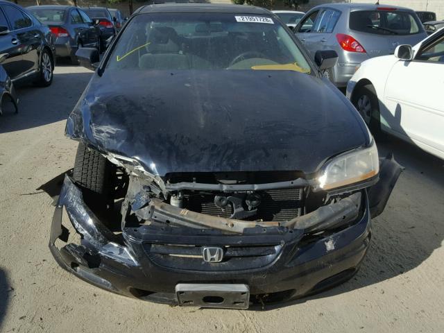 1HGCG32232A032318 - 2002 HONDA ACCORD SE BLACK photo 9