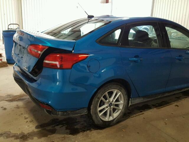 1FADP3F21GL393528 - 2016 FORD FOCUS SE BLUE photo 9