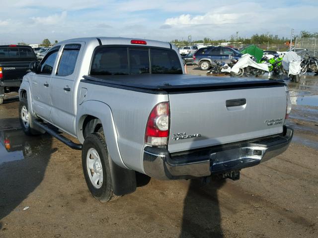 5TFJU4GN5DX042744 - 2013 TOYOTA TACOMA DOU SILVER photo 3