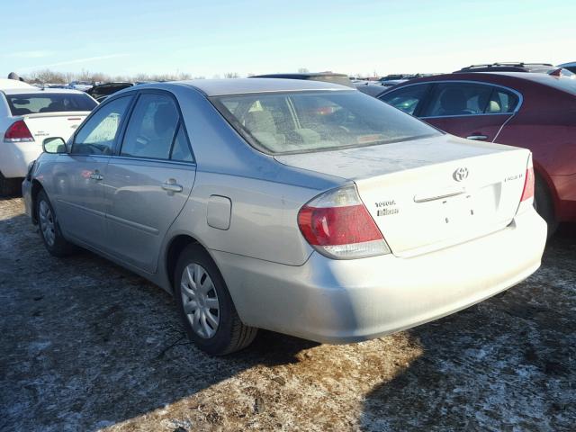 4T1BE32K45U085432 - 2005 TOYOTA CAMRY LE SILVER photo 3