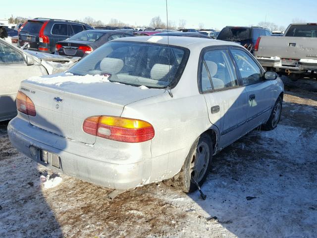 1Y1SK52822Z408867 - 2002 CHEVROLET GEO PRIZM 银色 照片 4