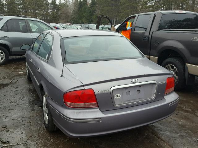 KMHWF25S85A176290 - 2005 HYUNDAI SONATA GL SILVER photo 3