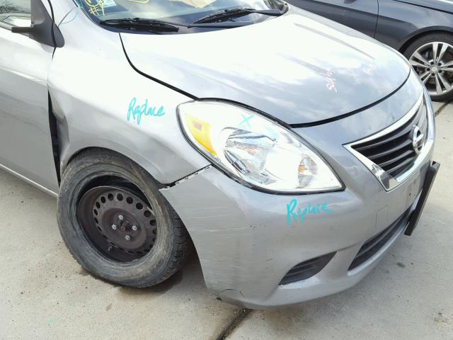 3N1CN7AP6DL857437 - 2013 NISSAN VERSA S SILVER photo 9