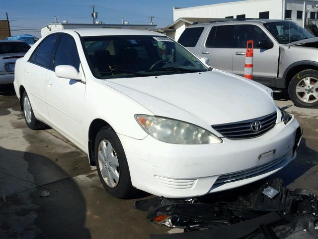 4T1BE32K46U745731 - 2006 TOYOTA CAMRY LE WHITE photo 1