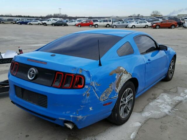 1ZVBP8AM2D5250110 - 2013 FORD MUSTANG BLUE photo 4