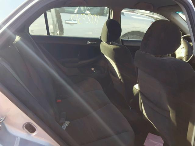 1HGCM56105A184437 - 2005 HONDA ACCORD DX SILVER photo 6