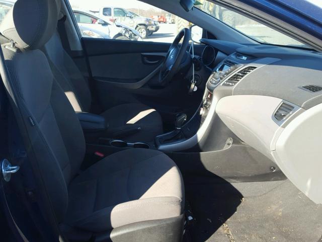 5NPDH4AE4GH775801 - 2016 HYUNDAI ELANTRA SE BLUE photo 5