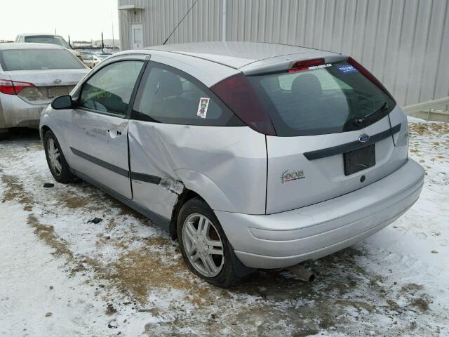 3FAFP31371R123947 - 2001 FORD FOCUS ZX3 GRAY photo 3