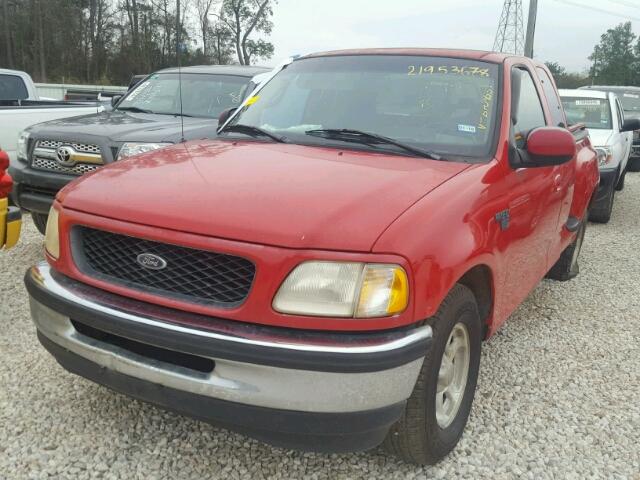 1FTZX0766WKB70955 - 1998 FORD F150 RED photo 2