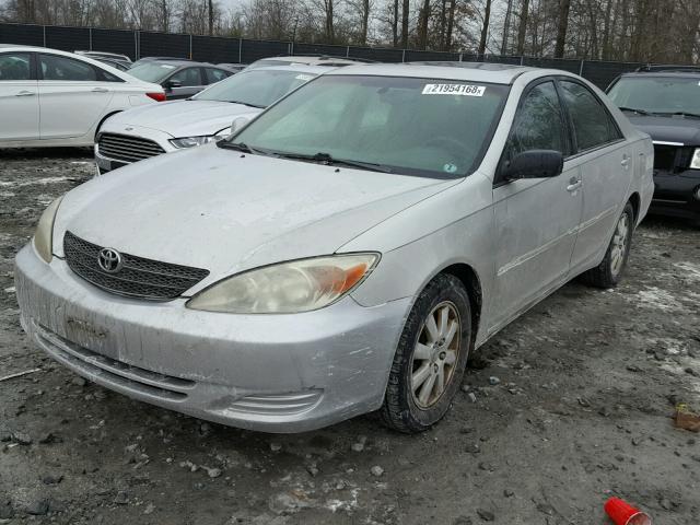 4T1BE32K54U900073 - 2004 TOYOTA CAMRY LE SILVER photo 2