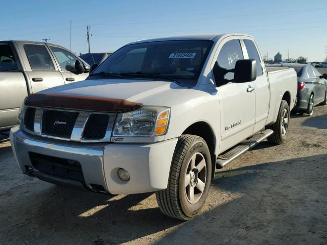 1N6BA06A06N572443 - 2006 NISSAN TITAN XE WHITE photo 2