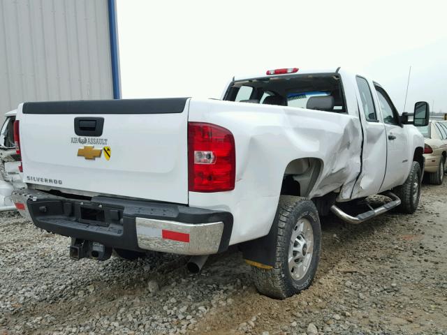 1GC2CVCG8DZ333442 - 2013 CHEVROLET SILVERADO WHITE photo 4